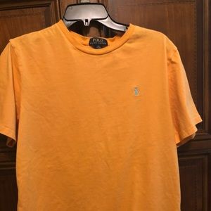 Short sleeve T-shirt in great condition